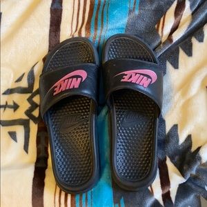 Nike slides